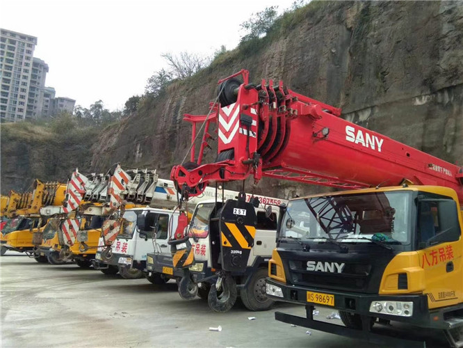 藤县吊车出租按什么计费？台班费、单次费、里程费怎么算？